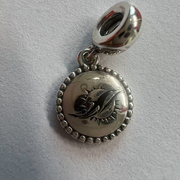 💕☃️Pandora Miami Dolphins Exclusive Charm/Birthday charm Gift - Picture 1 of 1